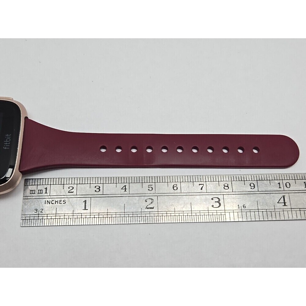 Fitbit Versa FB504 Smartwatch Heart Rate Bluetooth Activity Tracker W Charger - Picture 8 of 11